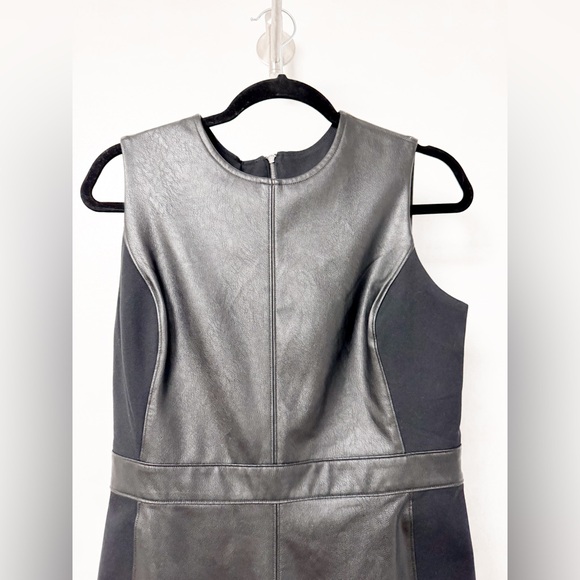 SPANX Sleeveless Sheath NYE Chic Fitted Zippered Midi Dress Black Medium‎ - Picture 7 of 13